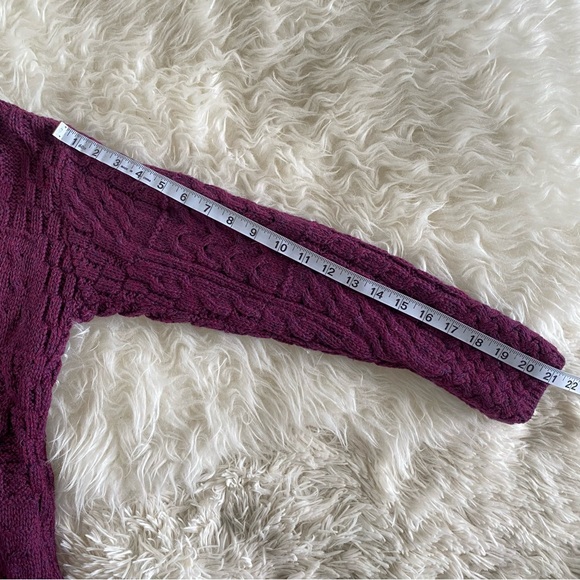Aran Woollen Mills 100% Merino Wool Burgundy Cardigan, size S - Picture 8 of 9